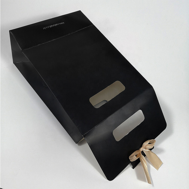 Blush Durable Cosmetic Bag Plastic Paper Gift Bag with Hot Foil Logo OEM