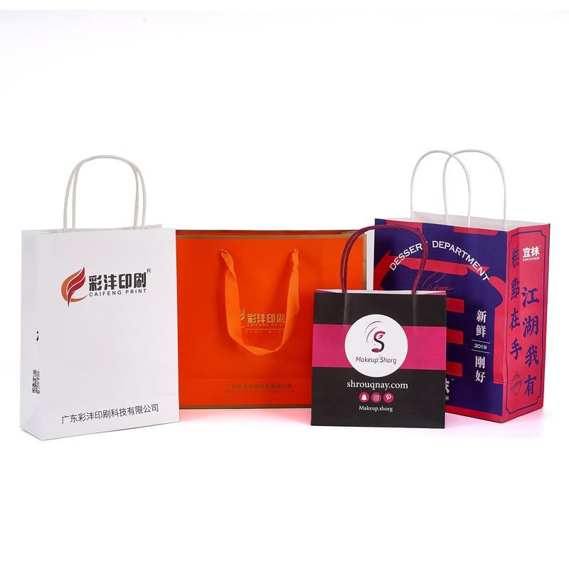 Eco Friendly Color Recyclable Paper Shopping Bags With Handles Offset Printing